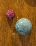 Load image into Gallery viewer, Sphere Pebble 10" D
